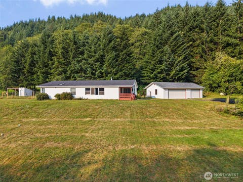 Photo of 385 Mill Creek Road, Raymond, WA 98577 (MLS # 2564181)