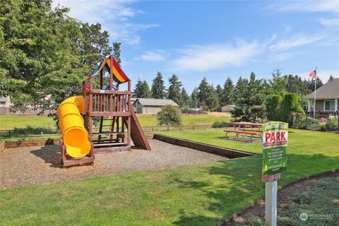 A home in Spanaway