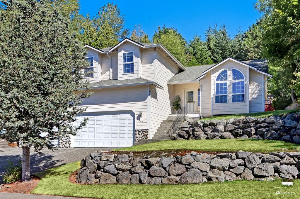 Photo of 7817 72nd Drive NE, Marysville, WA 98270 (MLS # 1986993)