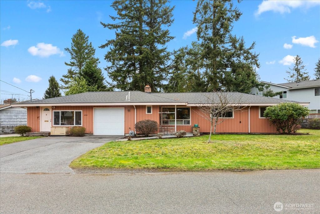 Photo of 6324 181st Place SW, Lynnwood, WA 98037 (MLS # 2335599)