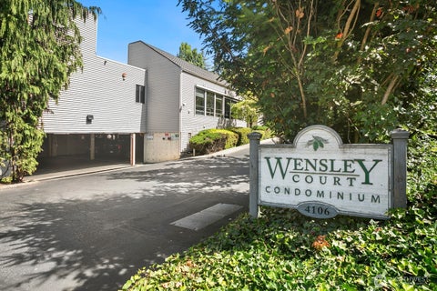 Photo of 4106 factoria Boulevard SE #213, Bellevue, WA 98006 (MLS # 2571151)