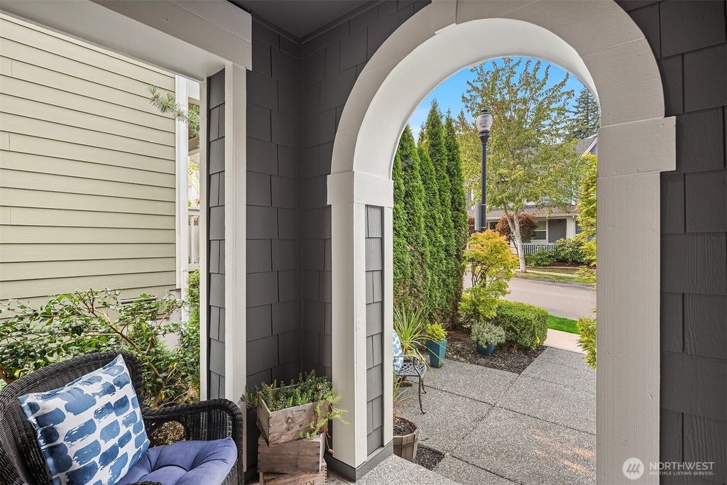 Photo of 11316 178th Place NE, Redmond, WA 98052 (MLS # 2427817)
