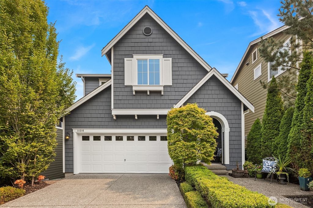 Photo of 11316 178th Place NE, Redmond, WA 98052 (MLS # 2427817)
