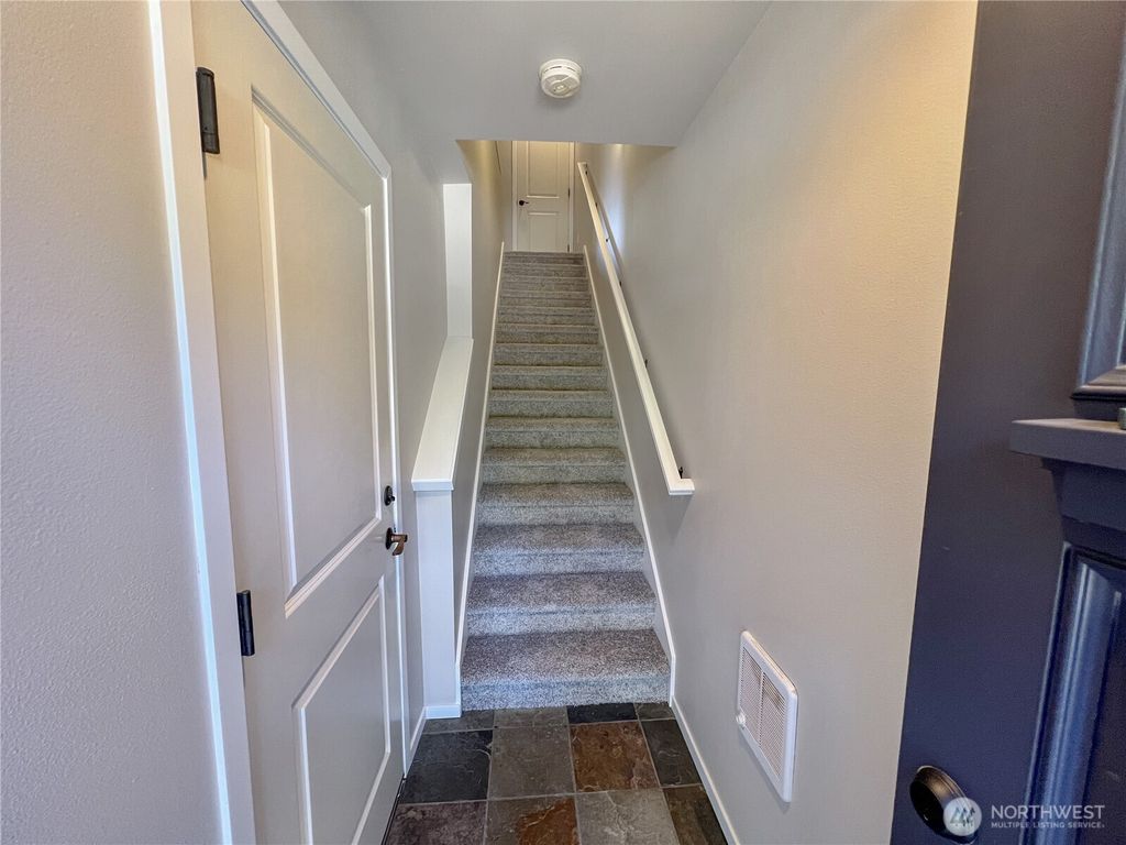 Photo of 211 Broadway Street, Cle Elum, WA 98922 (MLS # 2524462)