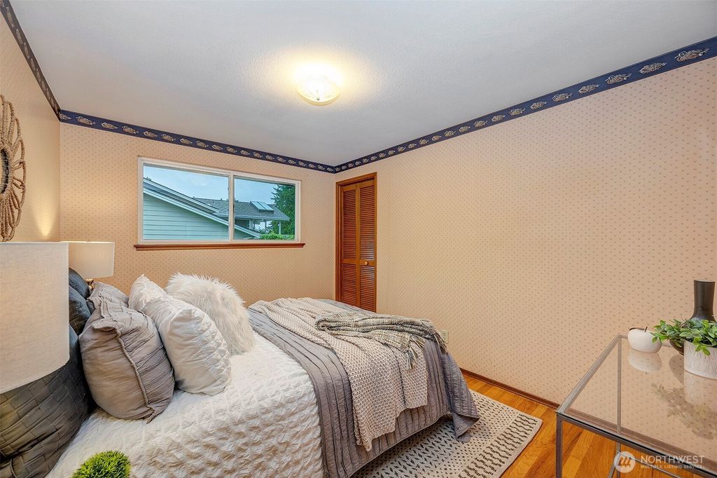 listing image 9368978225108005078
