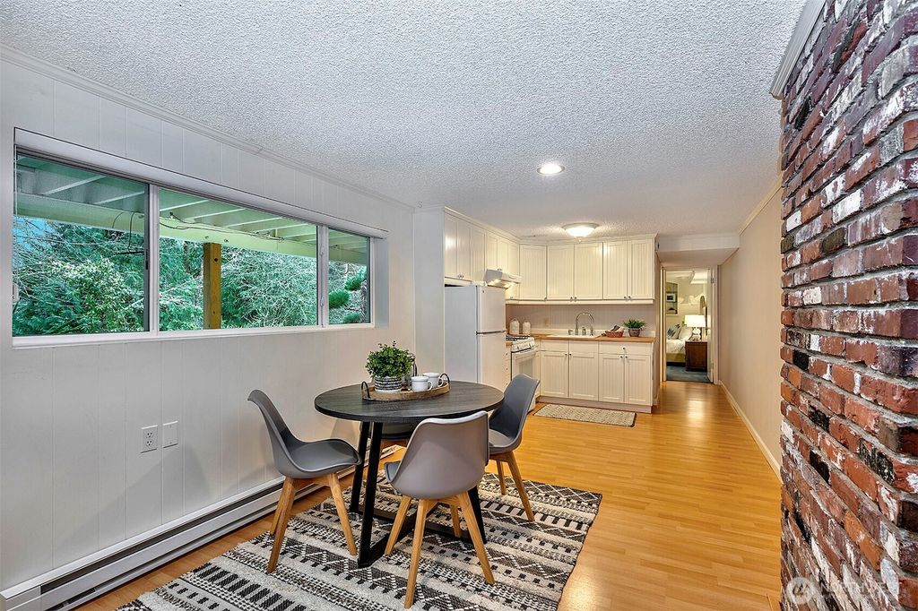 listing image 9360706337562955683