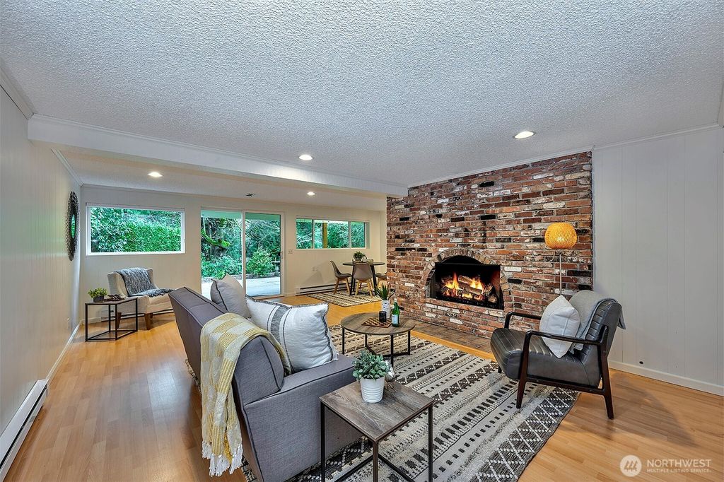 listing image 9365963274696252022