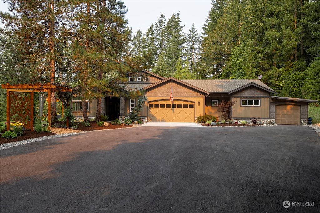 Photo of 25630 NE 30th Court, Redmond, WA 98053 (MLS # 2273695)