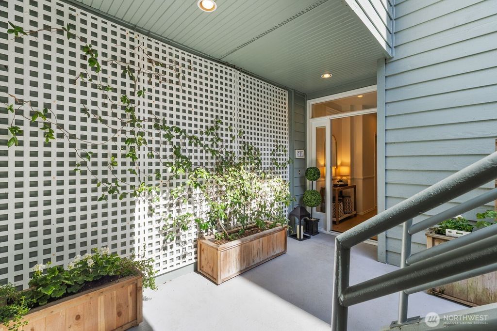 Photo of 2349 Harbor Avenue SW #701, Seattle, WA 98126 (MLS # 2519183)
