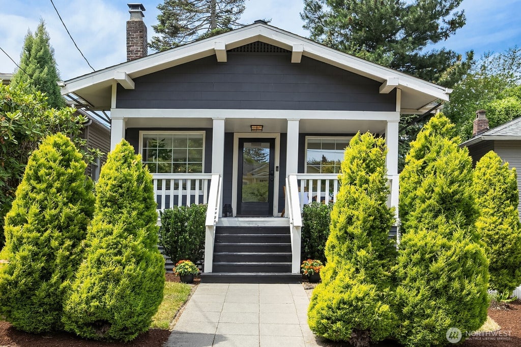 Photo of 2537 2nd Avenue W, Seattle, WA 98119 (MLS # 2545186)