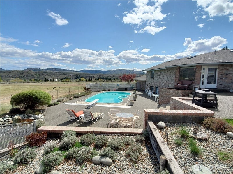 32 Red Apple Drive