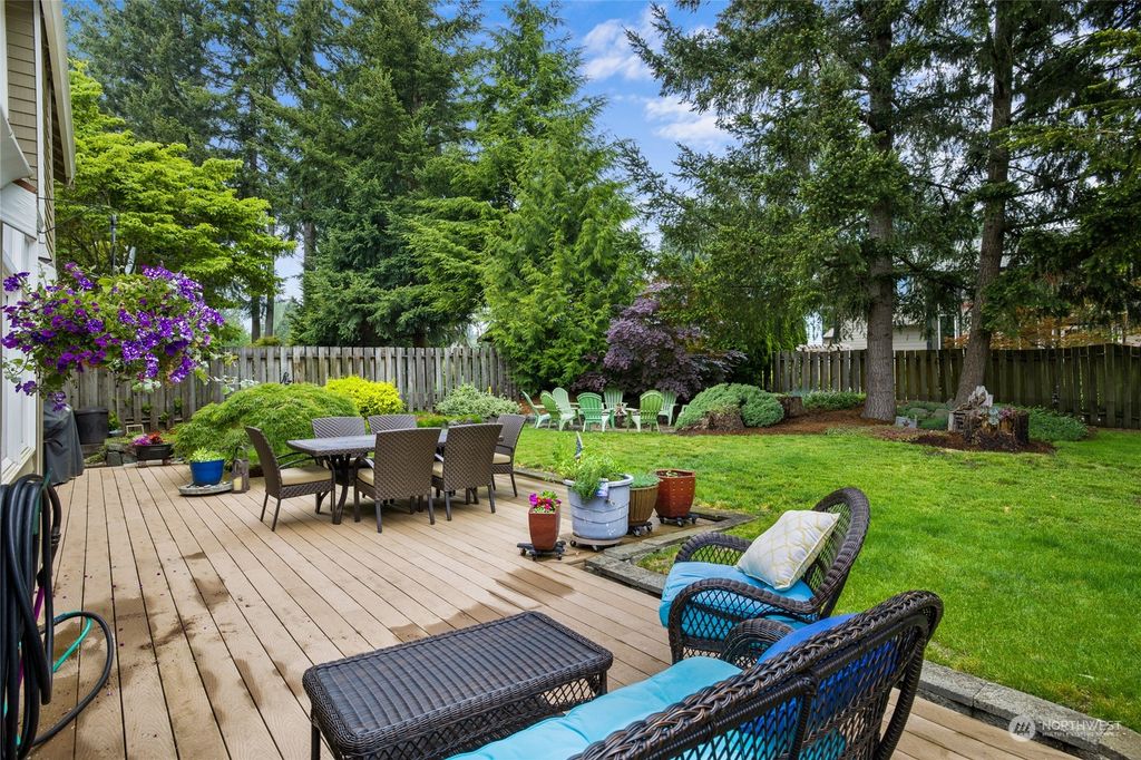 Photo of 13002 SE 232nd Place, Kent, WA 98031 (MLS # 2074743)