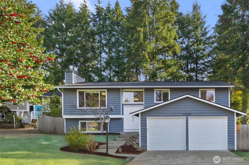 Photo of 12830 97th Place NE, Kirkland, WA 98034 (MLS # 2341011)