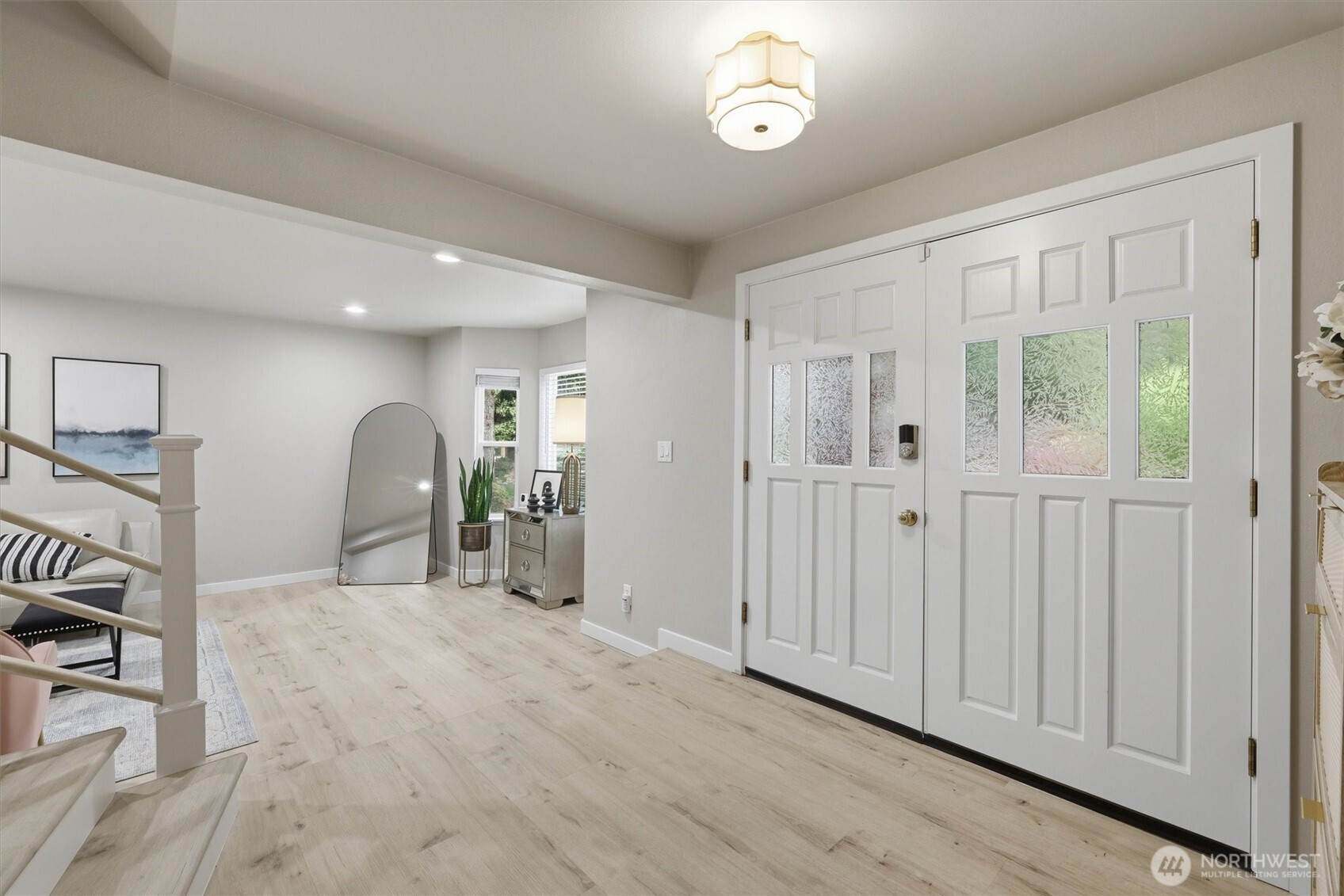 8410 Zircon Drive SW