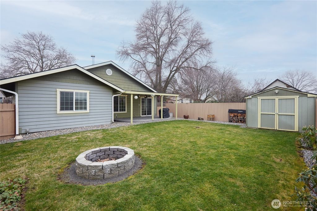 Photo of 1608 Edmond Street, Walla Walla, WA 99362 (MLS # 2471339)