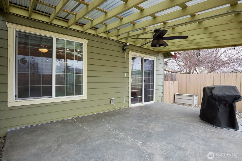 Photo of 1608 Edmond Street, Walla Walla, WA 99362 (MLS # 2471339)