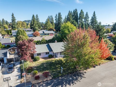 Photo of 709 NW 6th Avenue, Battle Ground, WA 98604 (MLS # 2422644)
