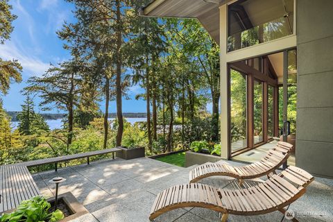 4170 Boulevard Place Mercer Island WA 98040