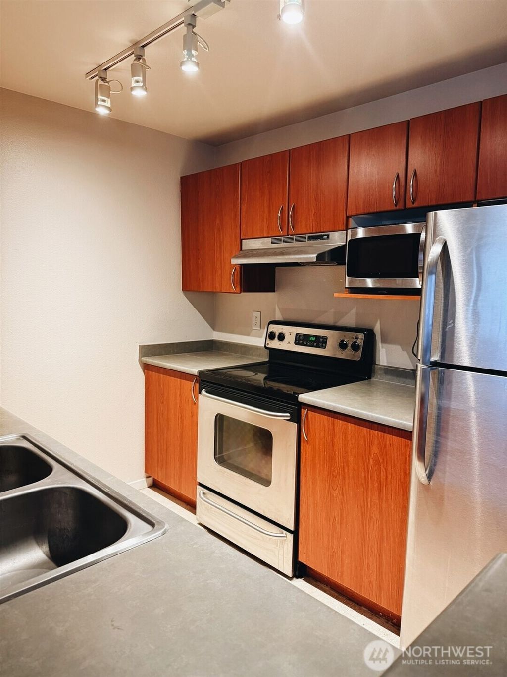 Photo of 15415 35th Avenue W #B202, Lynnwood, WA 98087 (MLS # 2412511)