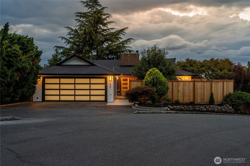 Photo of 1336 6th Ave S Ave, Edmonds, WA 98020 (MLS # 2417826)