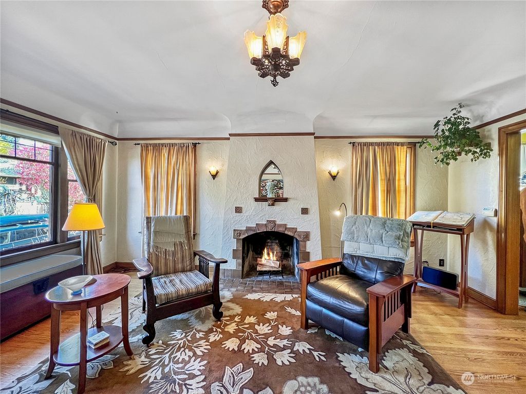 Photo of 2340 50th Avenue SW, Seattle, WA 98116 (MLS # 2218399)