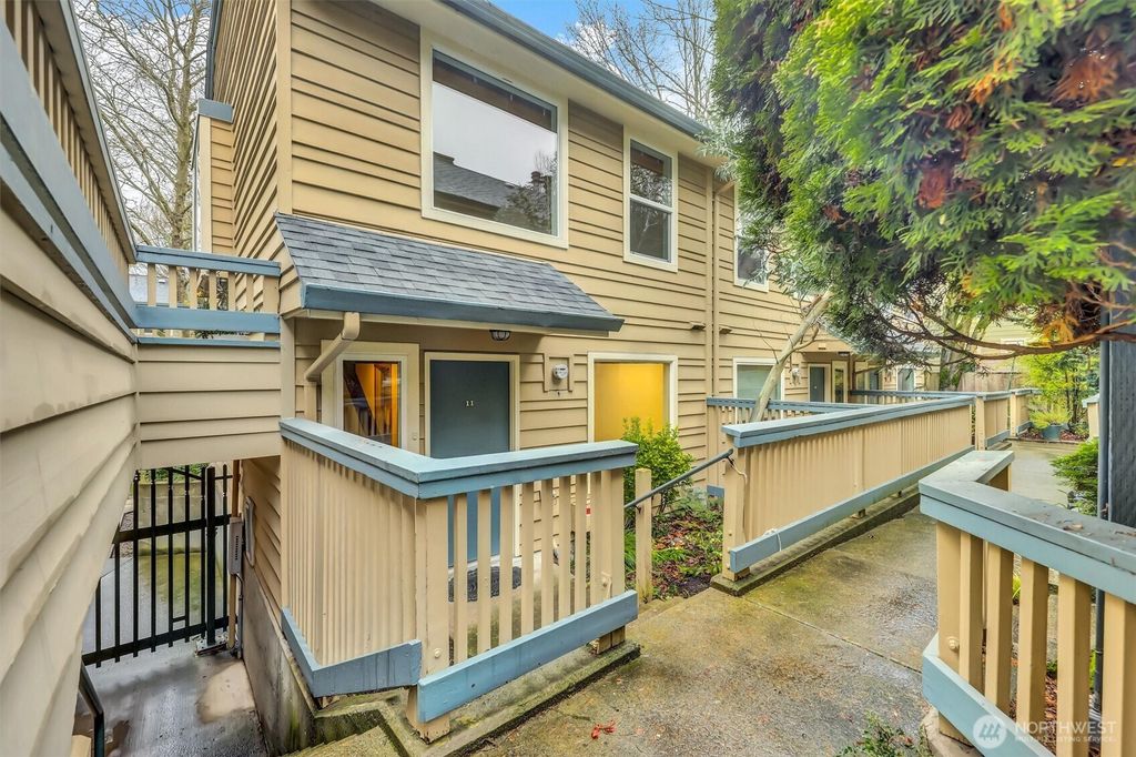 Photo of 1718 16th Avenue #11, Seattle, WA 98122 (MLS # 2346948)