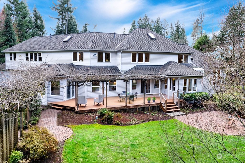 Photo of 9511 221st Place SE, Woodinville, WA 98077 (MLS # 2204425)