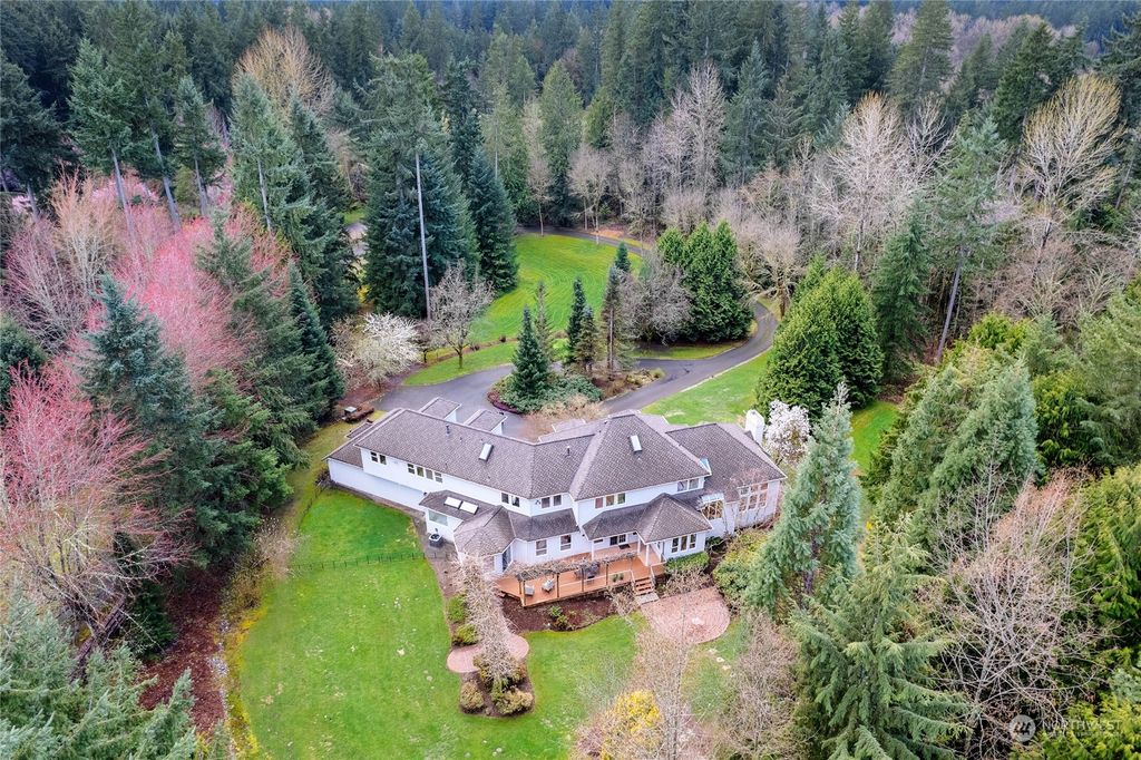 Photo of 9511 221st Place SE, Woodinville, WA 98077 (MLS # 2204425)