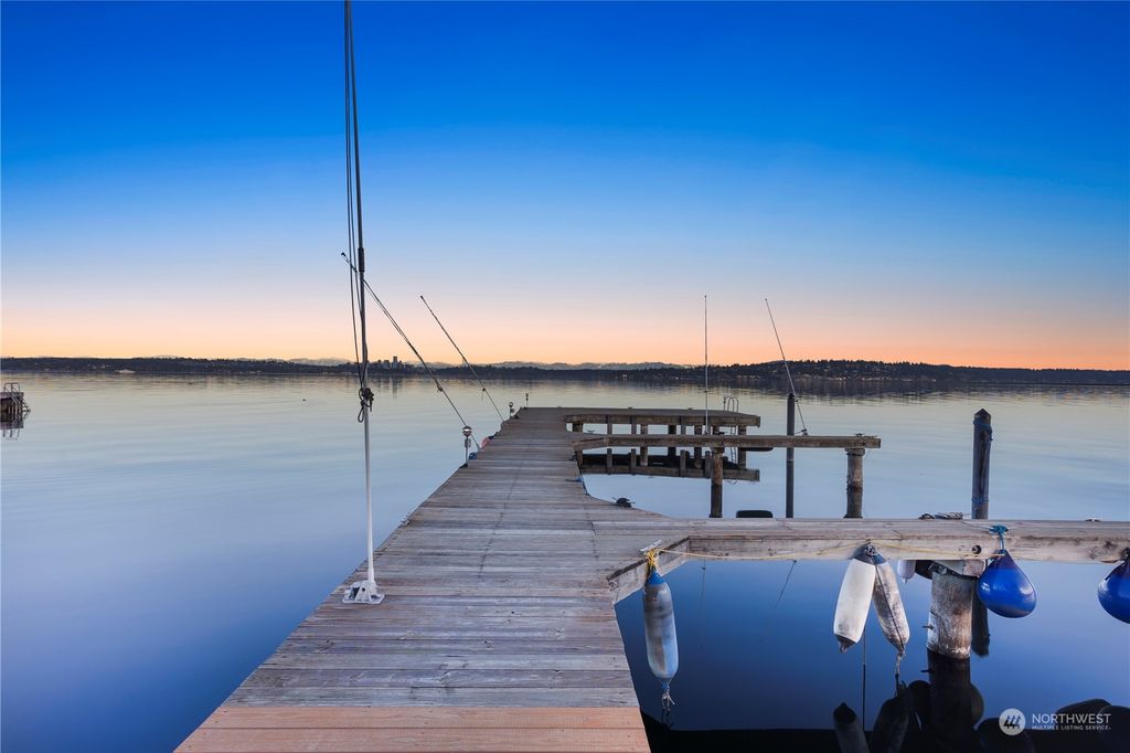 Photo of 334 Lakeside Avenue S #408, Seattle, WA 98144 (MLS # 2205719)