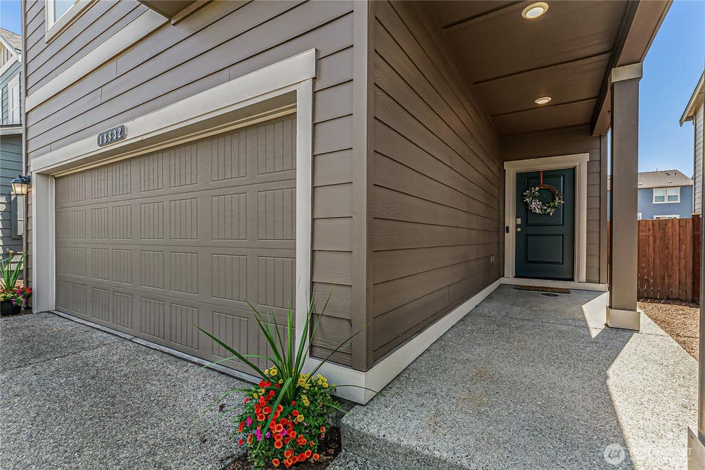 Photo of 18832 109th Avenue Ct E, Puyallup, WA 98374 (MLS # 2546135)