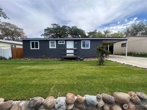 1431 W Sunset Drive Moses Lake WA 98837