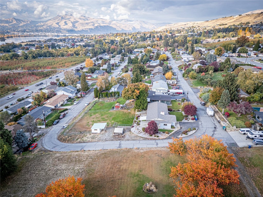 Photo of 1602 N Aurora Avenue, East Wenatchee, WA 98802 (MLS # 2597386)