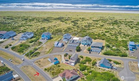 1037 Ocean Shores Boulevard SW Ocean Shores WA 98569