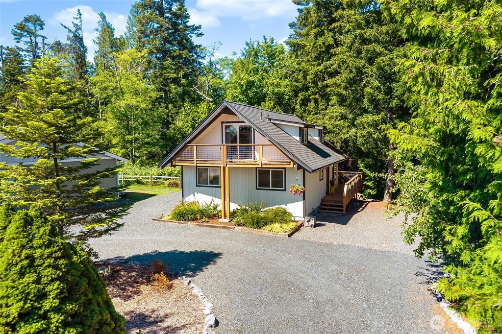 Photo of 8243 Chilliwack Road, Blaine, WA 98230 (MLS # 2539421)
