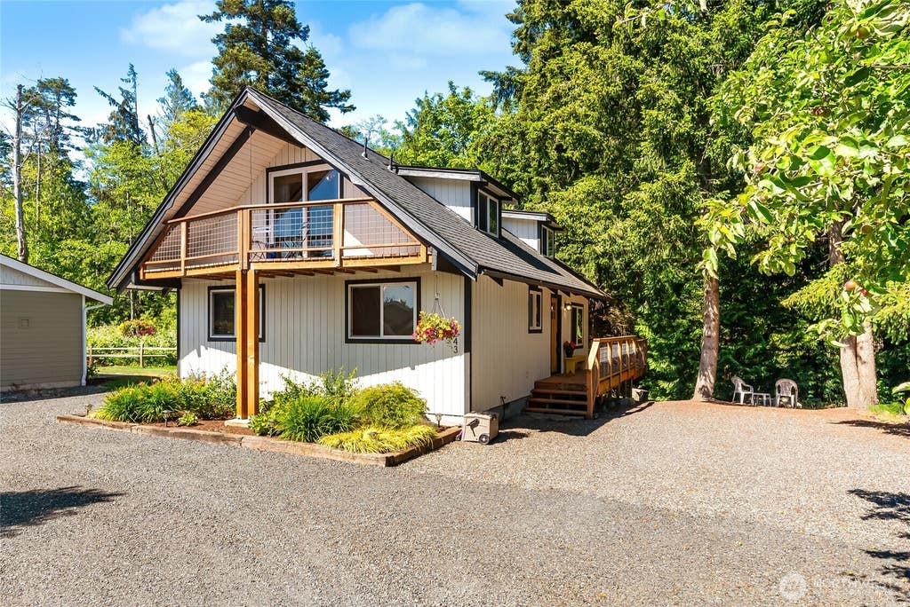 Photo of 8243 Chilliwack Road, Blaine, WA 98230 (MLS # 2539421)