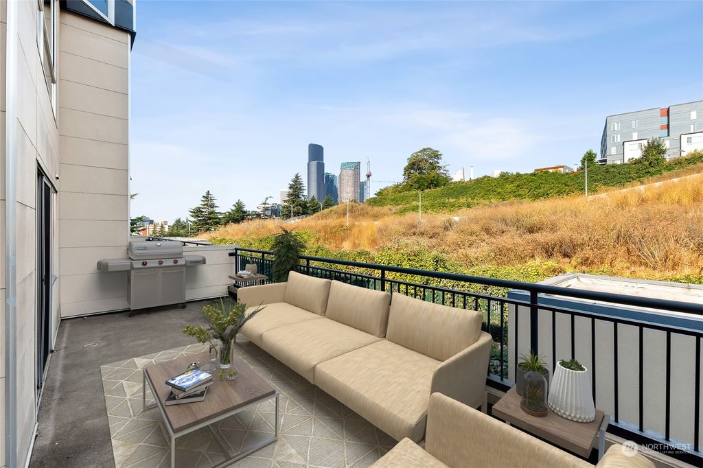 Photo of 321 10th Avenue S #614, Seattle, WA 98104 (MLS # 2006507)