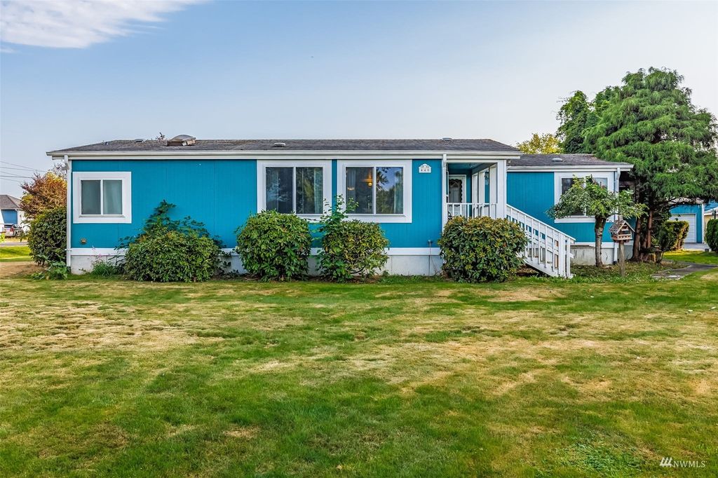 Photo of 440 Clay Street, Algona, WA 98001 (MLS # 1990660)