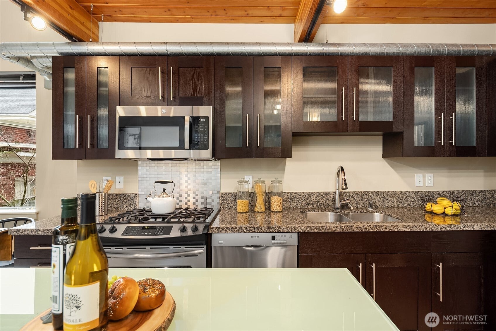 530 Broadway E 236