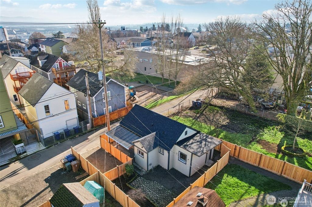 Photo of 1213 S J Street, Tacoma, WA 98405 (MLS # 2497136)