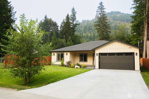 Photo of 7934 Oregon Trail, Maple Falls, WA 98266 (MLS # 2539991)