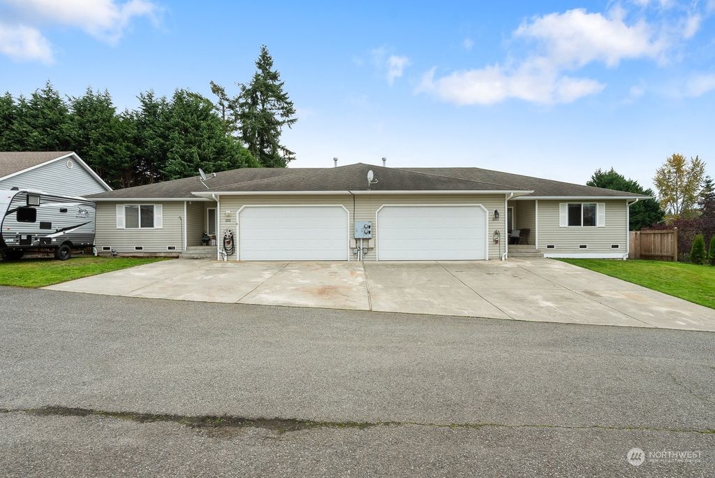 Photo of 12211 14th Street NE, Lake Stevens, WA 98258 (MLS # 2177430)
