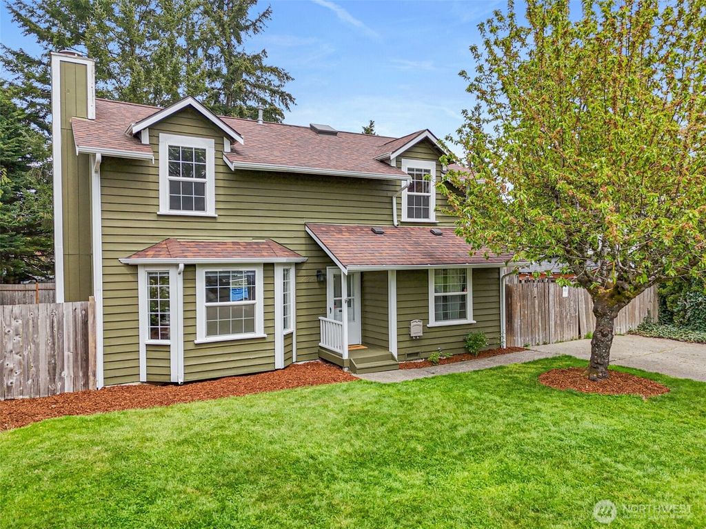Photo of 21214 SE 270th Street, Maple Valley, WA 98038 (MLS # 2365908)