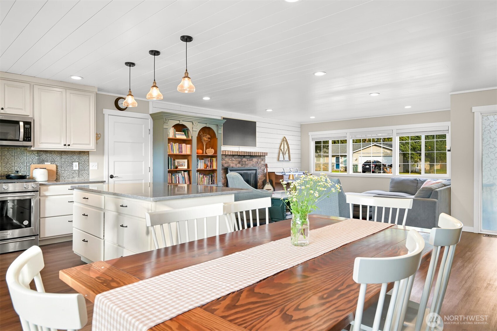 5319 Belfern Drive