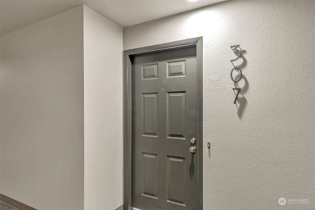 Photo of 2740 76th Avenue SE #307, Mercer Island, WA 98040 (MLS # 2161694)