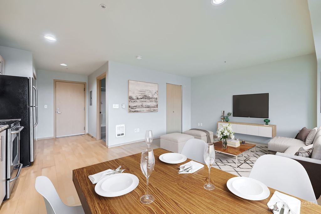 Photo of 424 N 85th ST St #304, Seattle, WA 98103 (MLS # 2323015)
