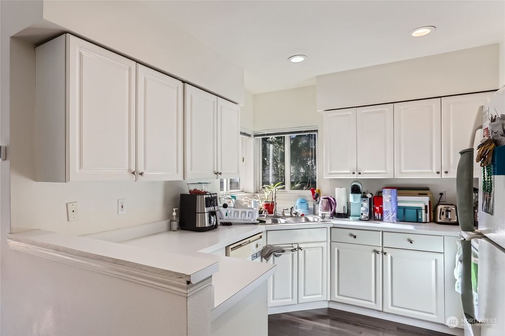 Photo of 4808 NE Sunset Blvd Blvd #A106, Renton, WA 98059 (MLS # 2330165)