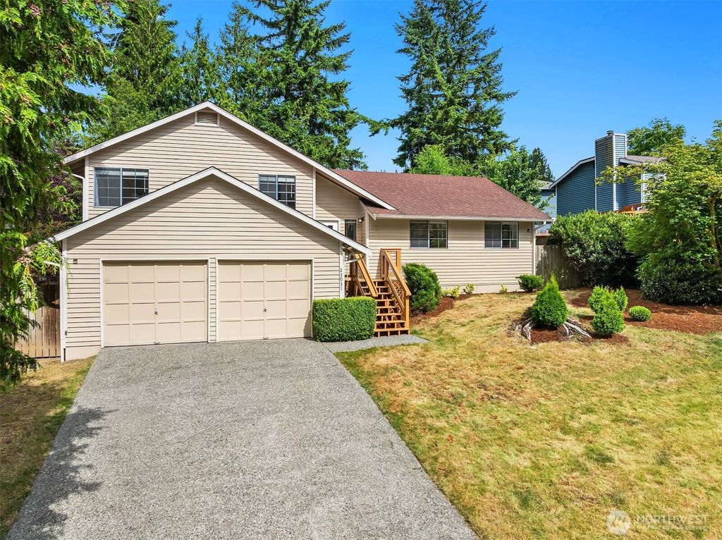 Photo of 23031 20th Avenue SE, Bothell, WA 98021 (MLS # 2407673)