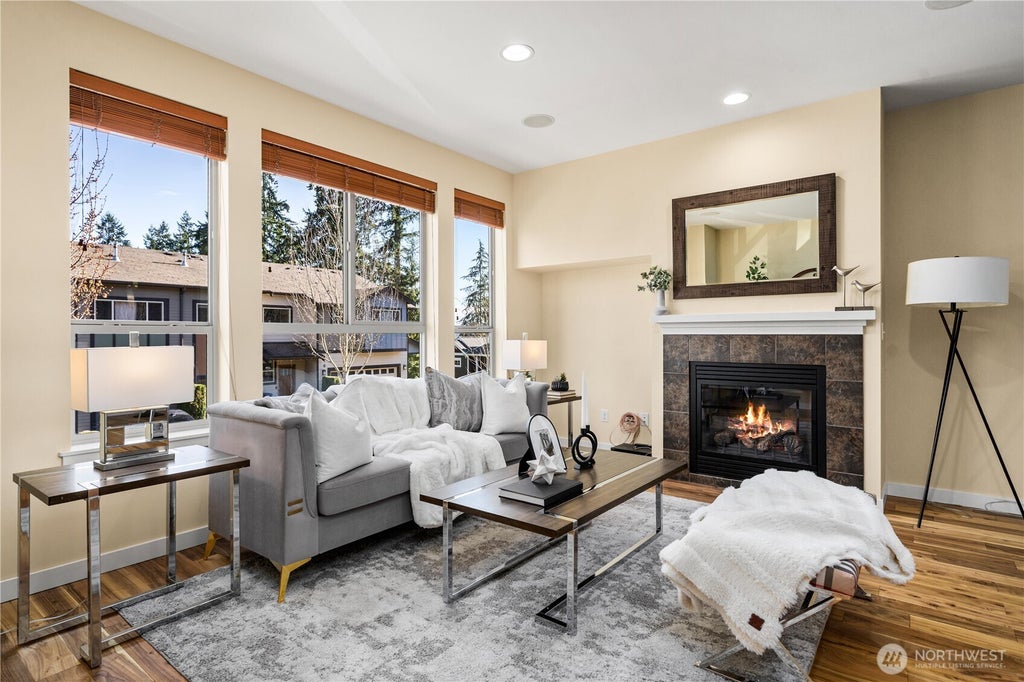 Photo of 16528 2nd Park SE, Bothell, WA 98012 (MLS # 2558238)