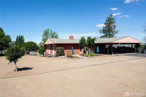 1804 S Division Street Moses Lake WA 98837