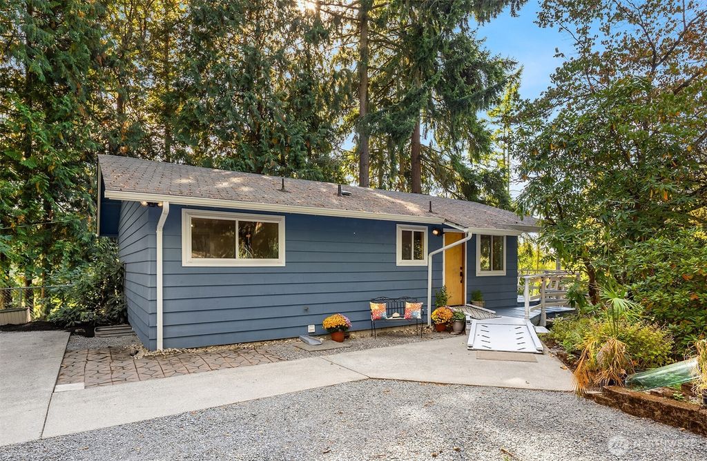 Photo of 15400 NE 174th Street, Woodinville, WA 98072 (MLS # 2443334)